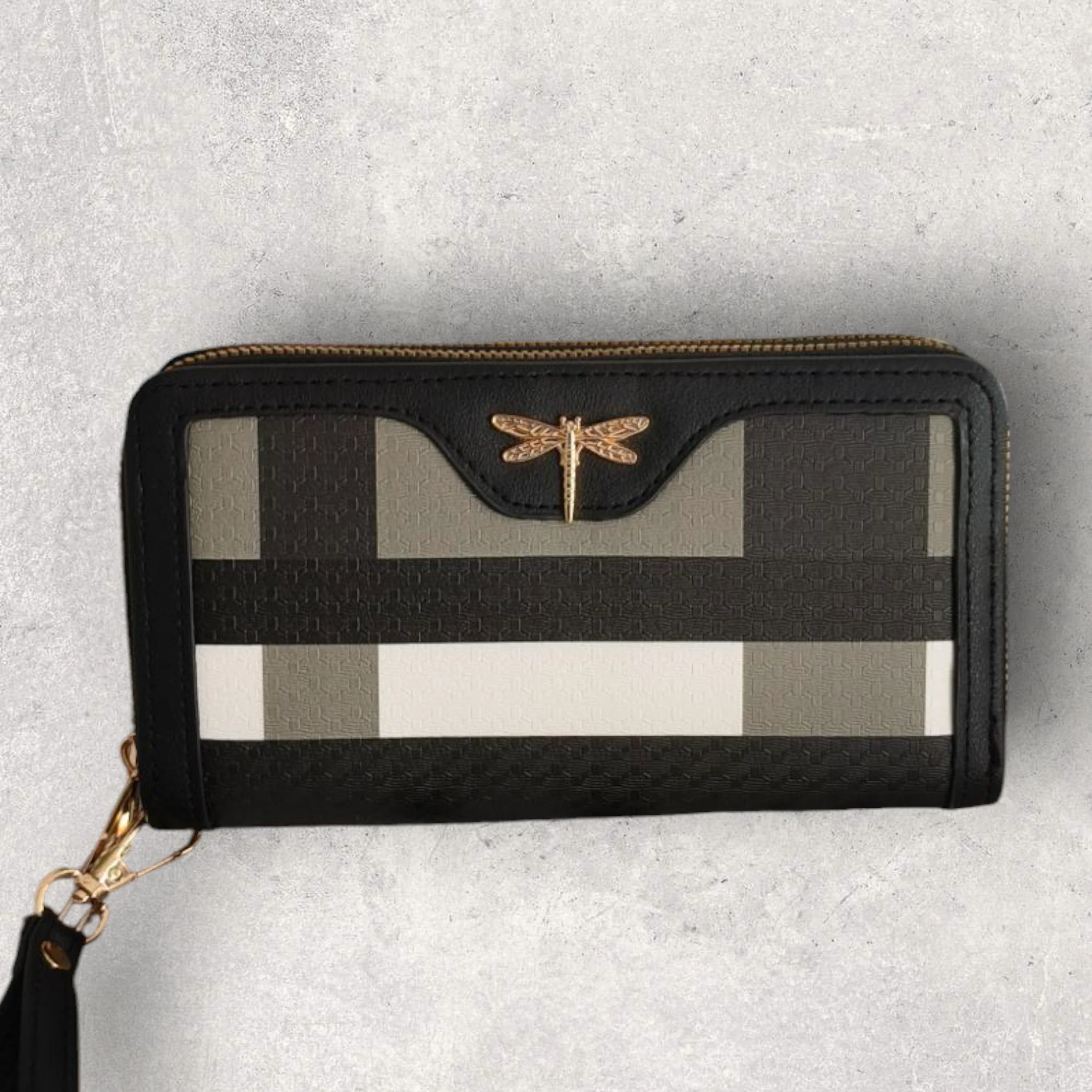 Cartera color negro Iconic Bags