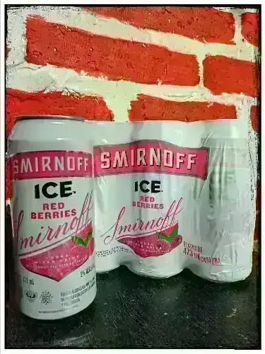 Smirnoff Ice red Berries 