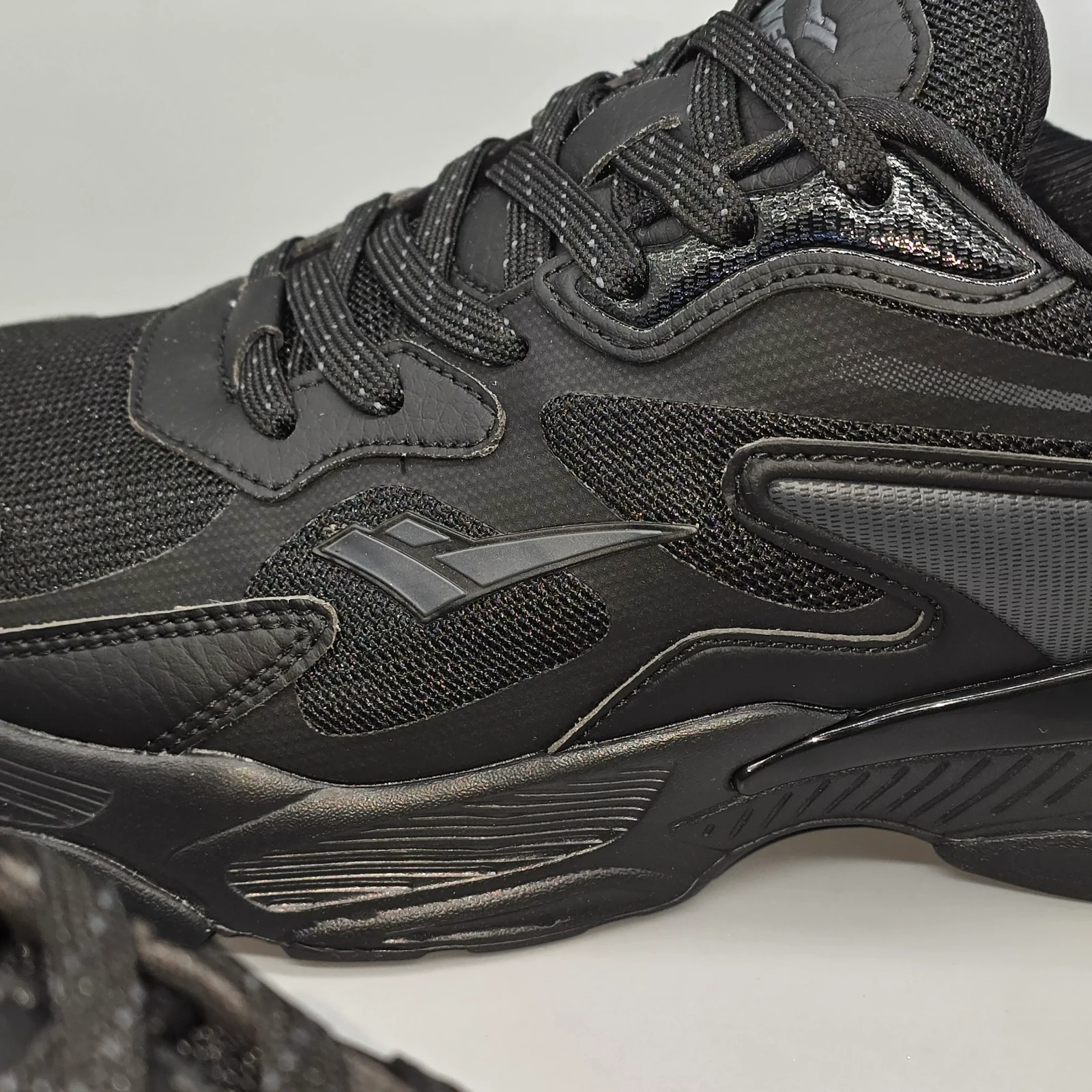 WEST TOTAL BLACK  6