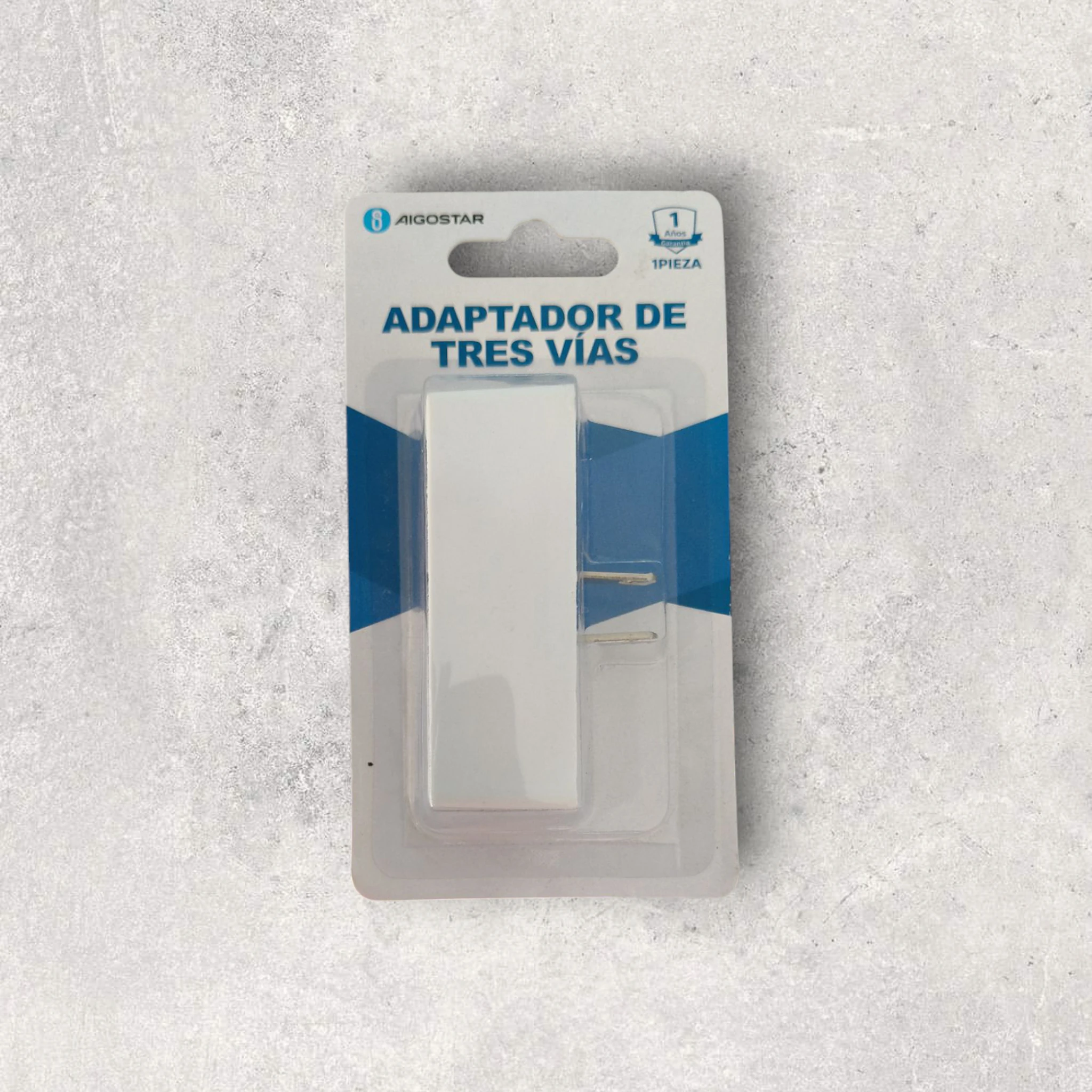 Adapatador de tres vias