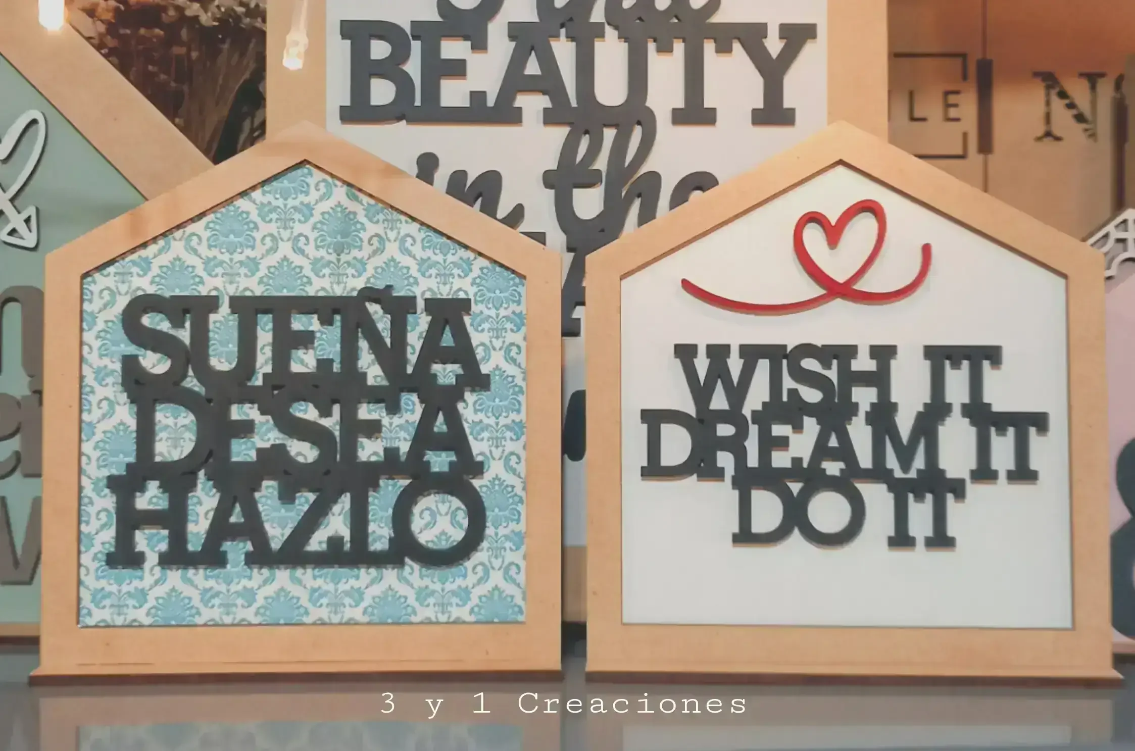 Casita con Marco y Frase 2