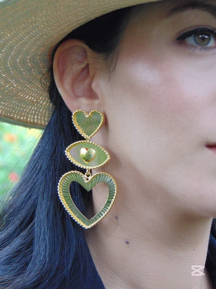 ARETE BAÑO DE ORO 24K MAXI 3 CAPAS CORA OJOS FUNCIONAL