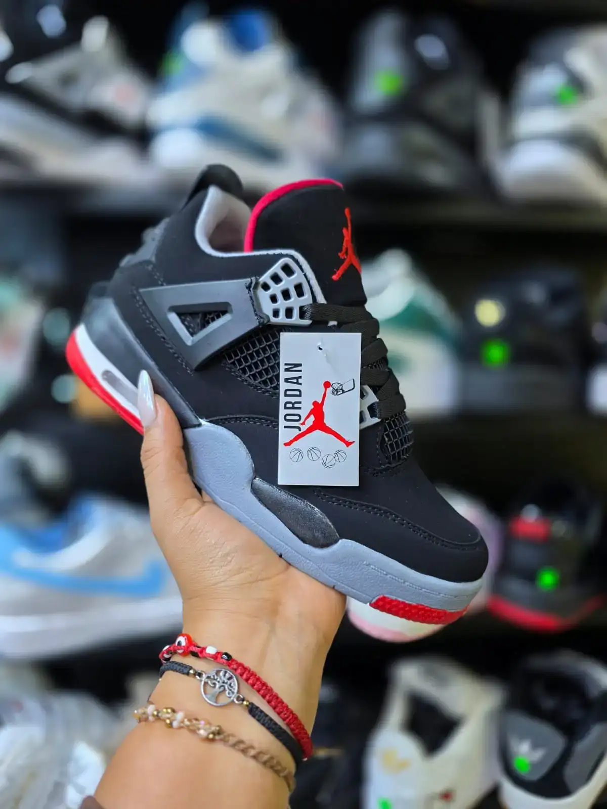 Air Jordan 4 Retro (mujer)