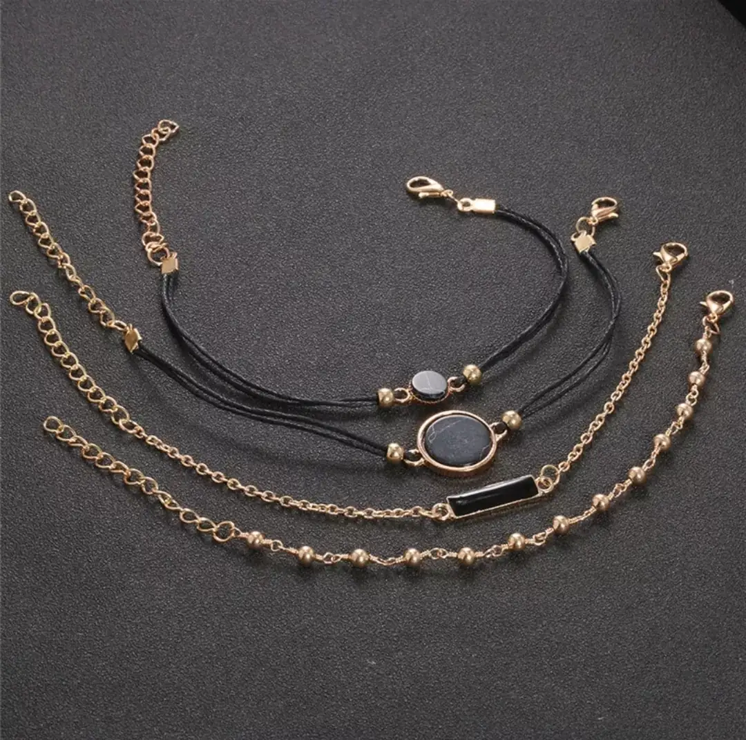 Juego de Pulseras Negras 3