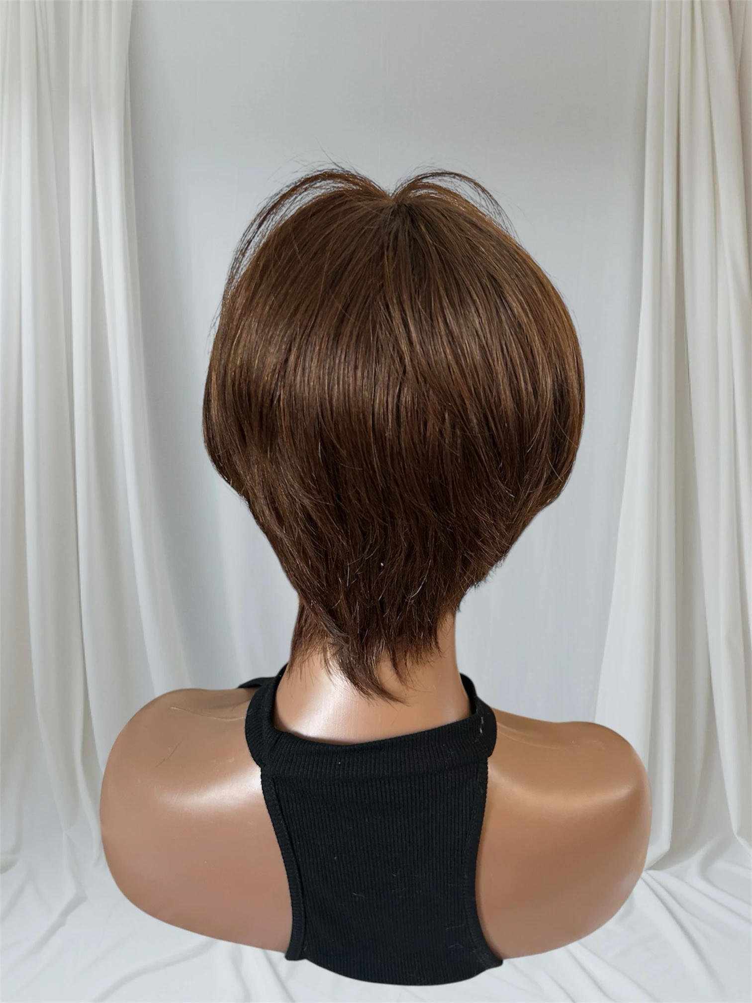 Peluca de cabello humano pixie  color chocolate  2