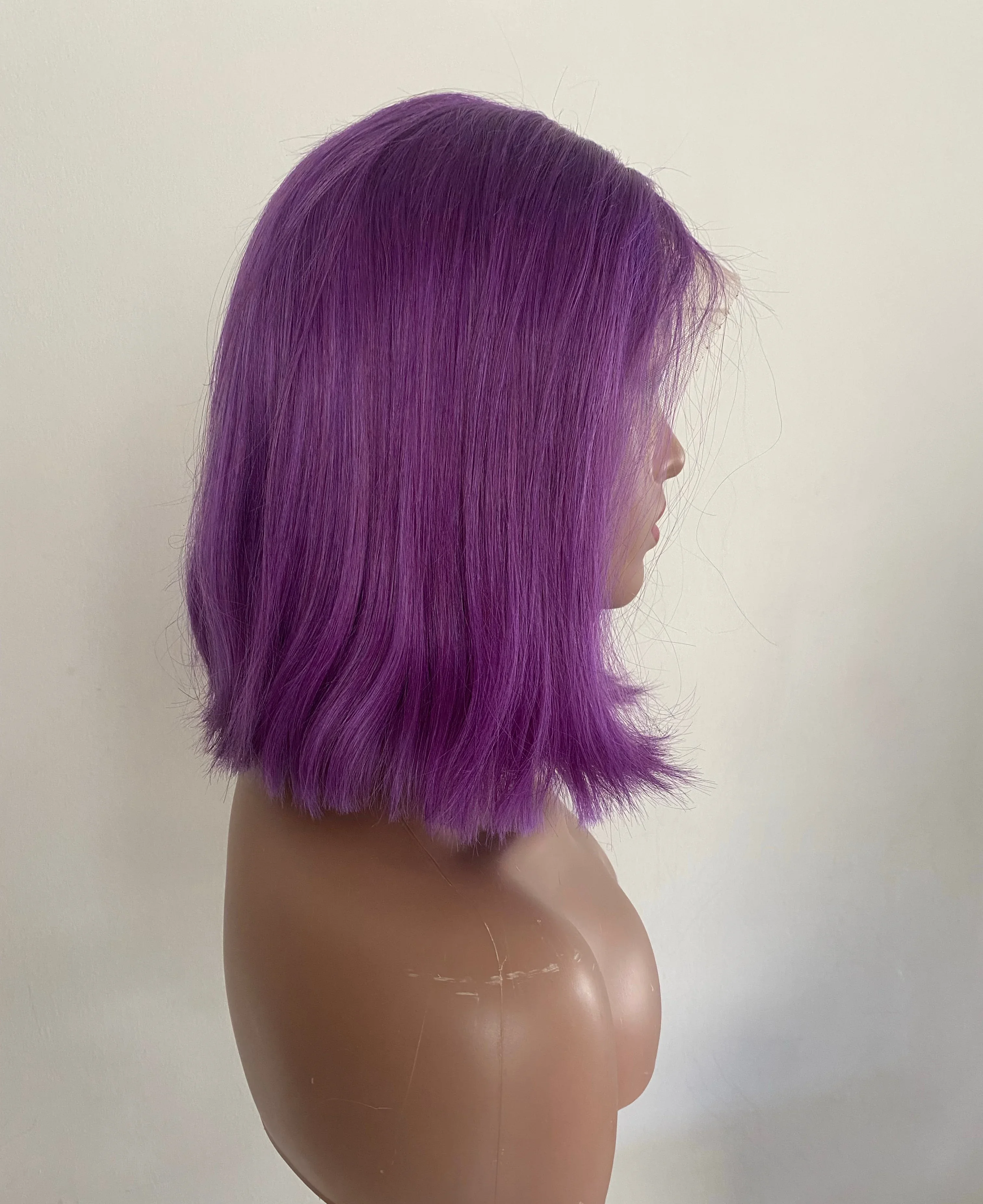 Peluca Bob 12” morada  4