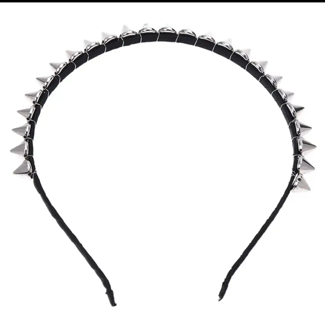 Diadema con remaches 2