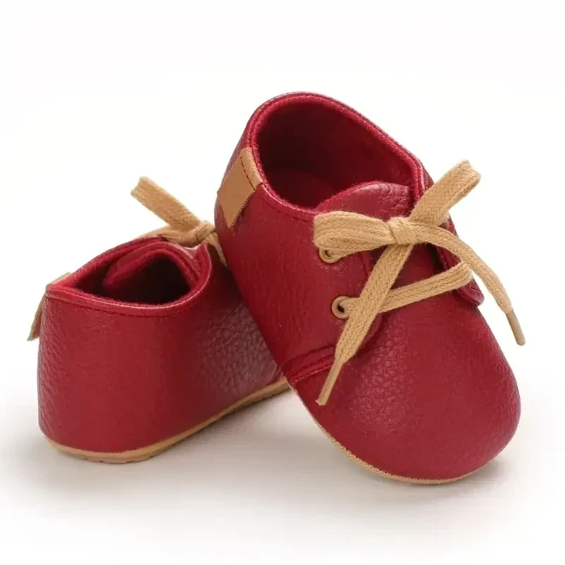ZAPATITOS ROJO CORDONES  3