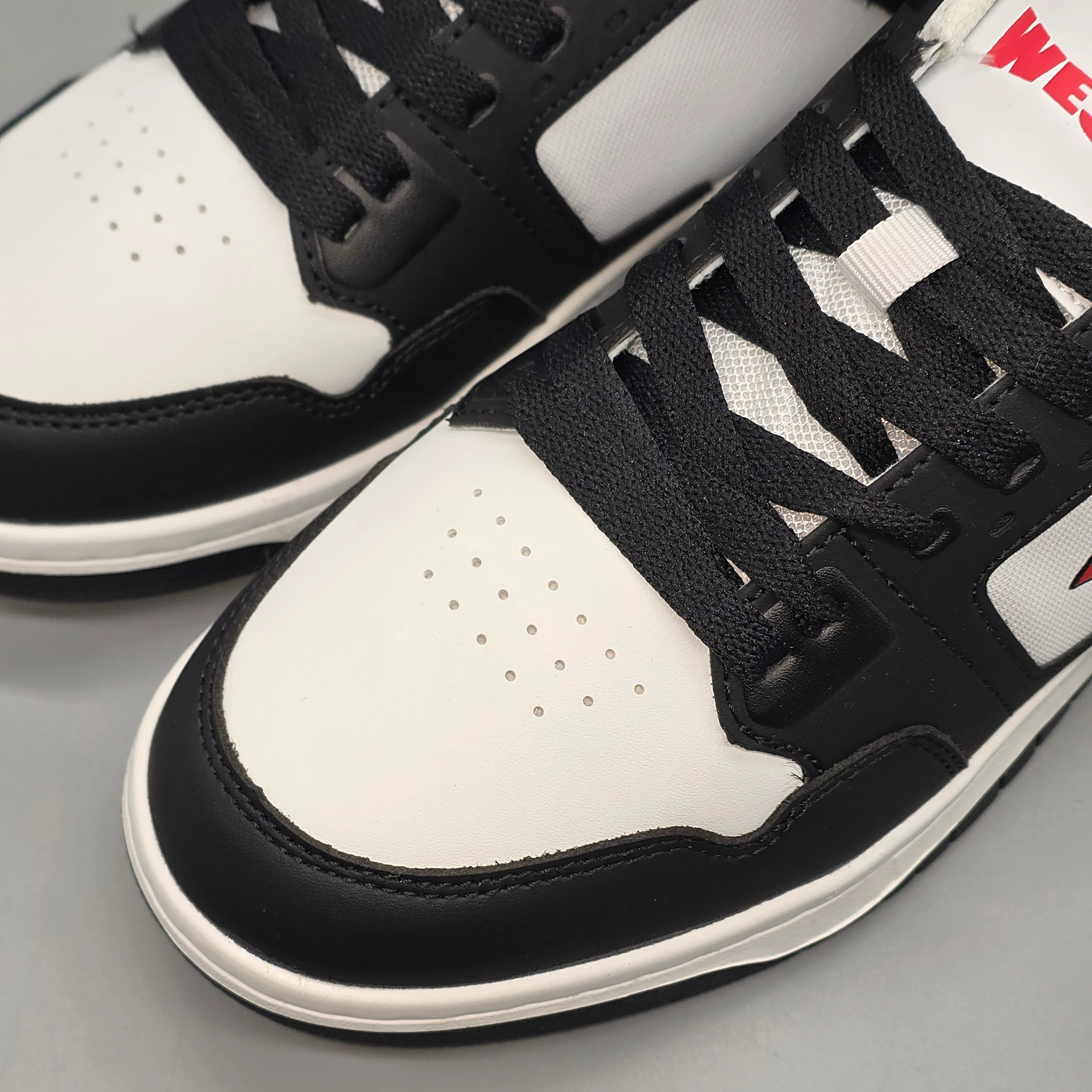 WEST RETRO COURT 6