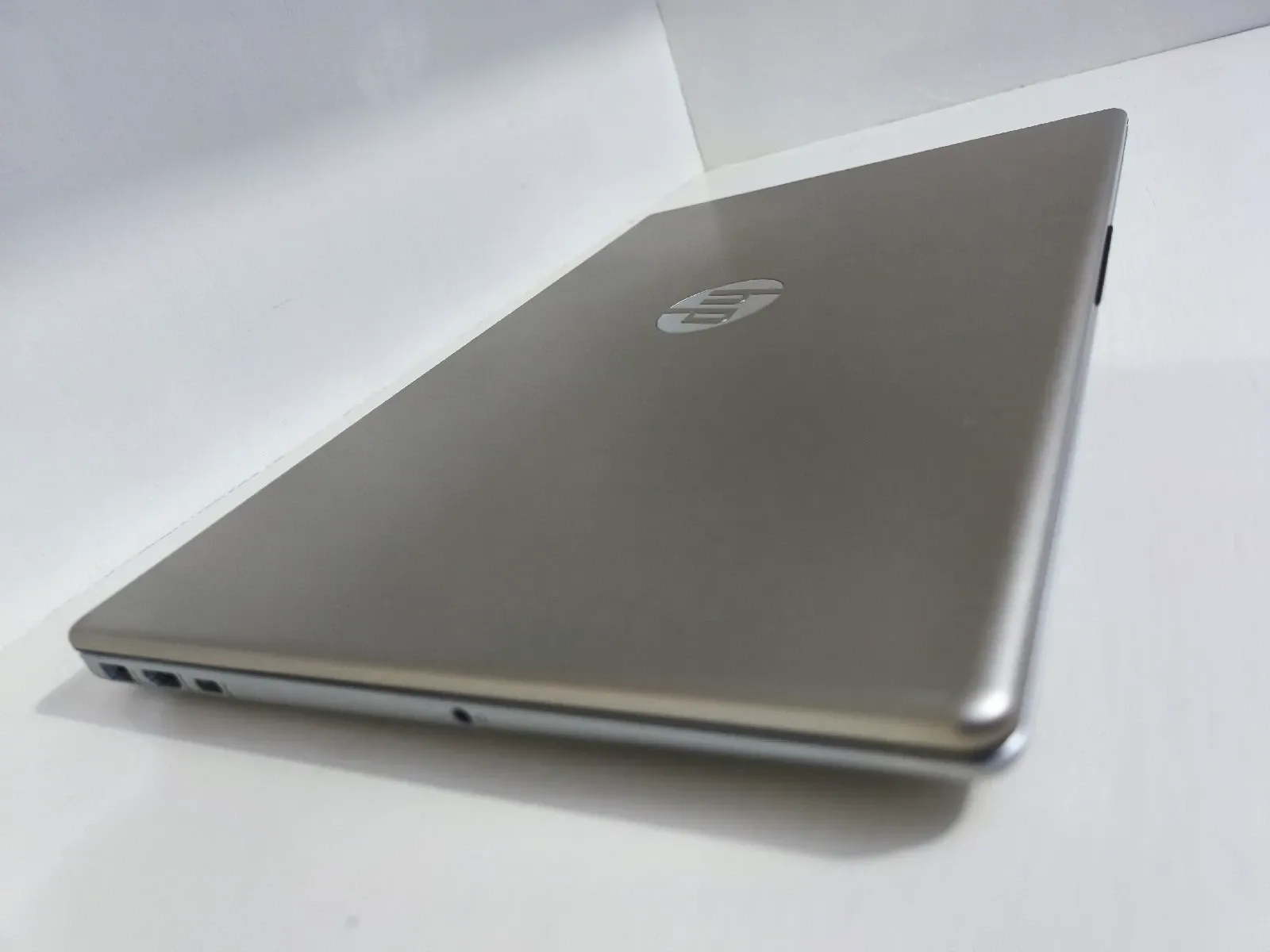 HP Core i3 Gen 13  8/256 Nuevita .. 9