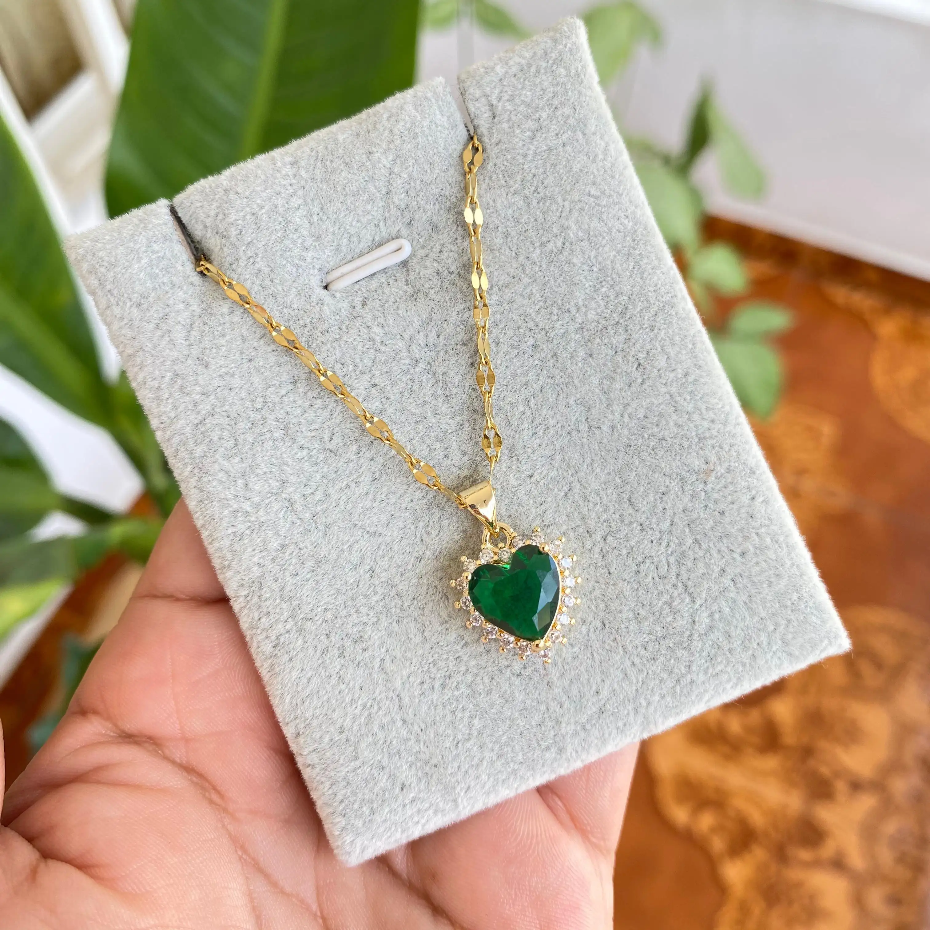 Cadena Y Dije En Acero Con Piedra Circon De Corazon Verde Esmeralda 2