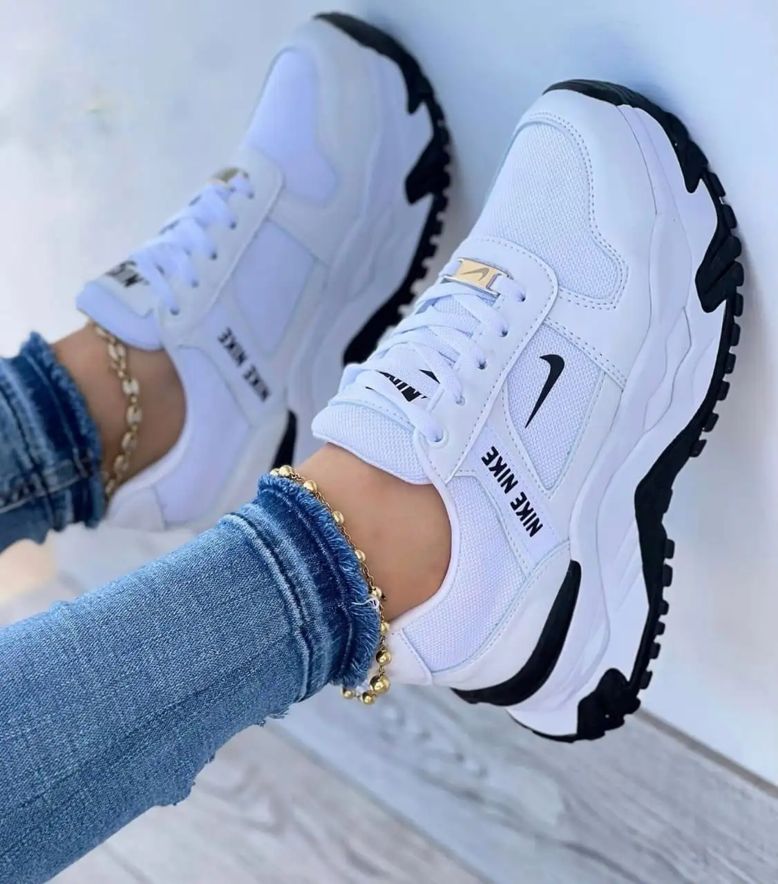 Tenis Nike Letras Blanco Dama 