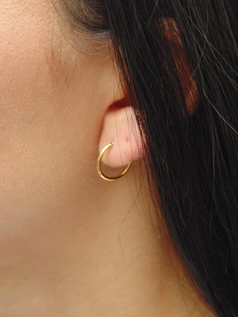 CANDONGA ORO LAMINADO 18K DELGADA HILO LISA 1.4CM  2
