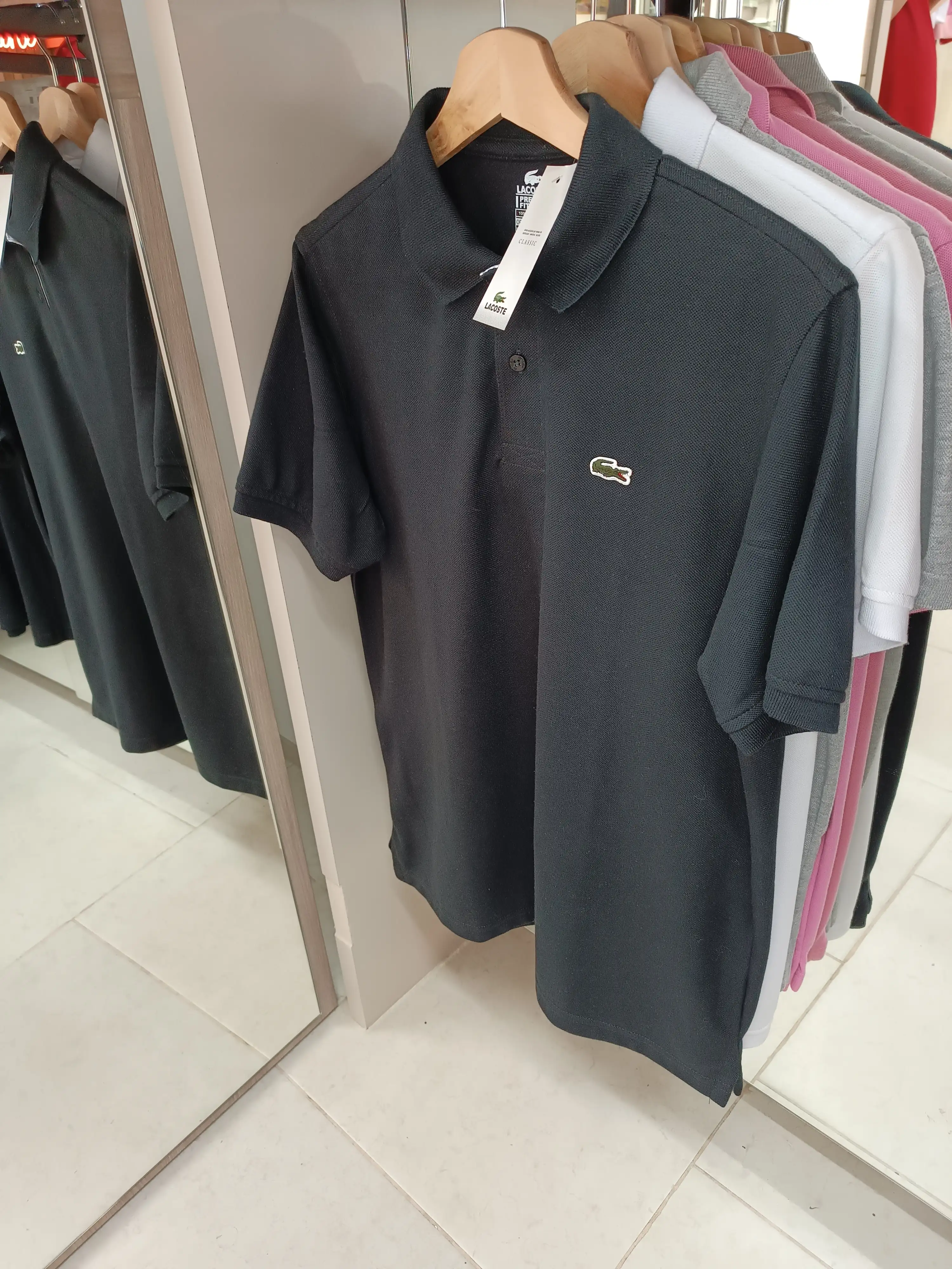 Lacoste 