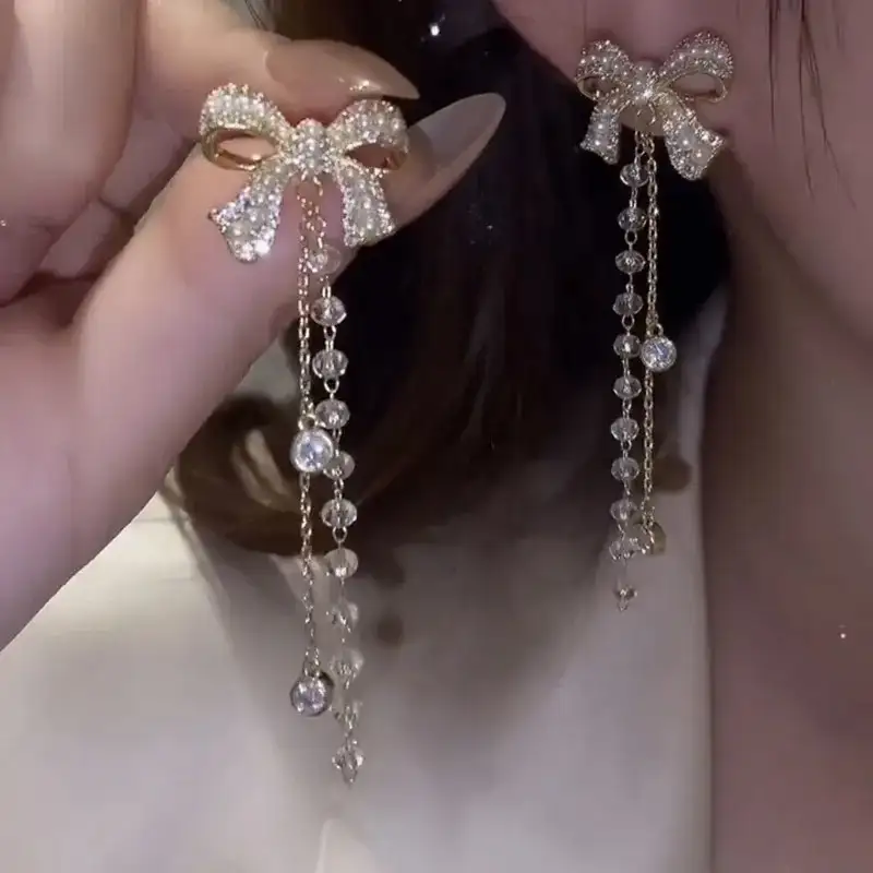 Aretes moño