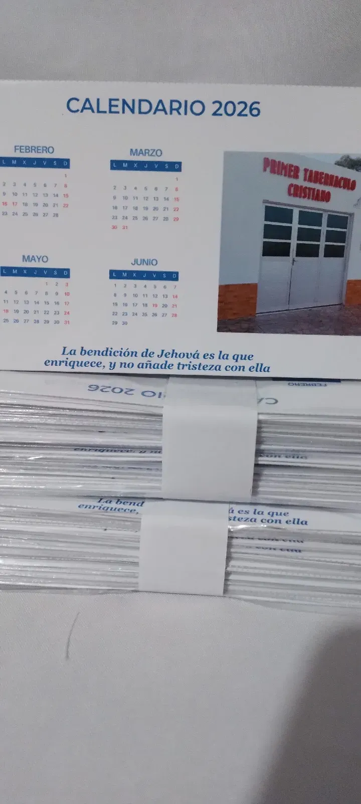 Calendario de escritorio grande pack por 50 unidades  2