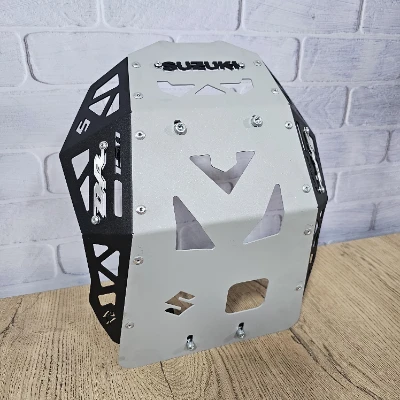 AC DR 150 pechera color acero gris con laterales negros y logo 3d en negro ML