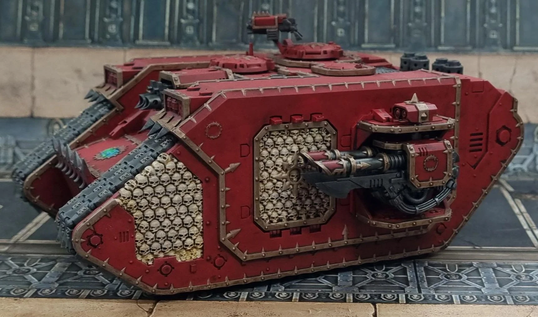 Land Raider UniKhorne 