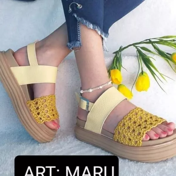 Sandalias maru