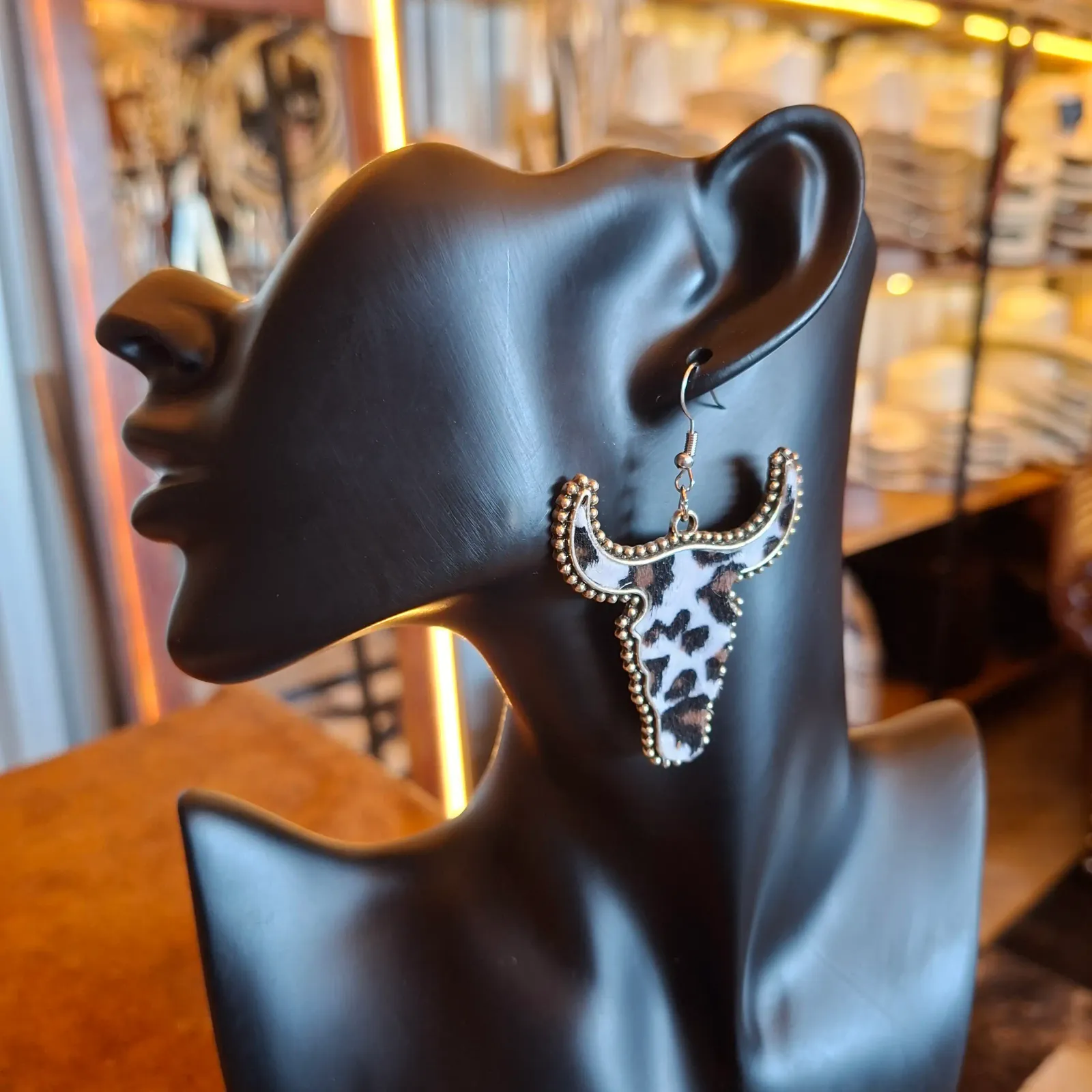 ARETES
