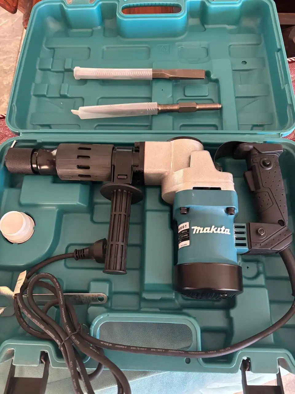 Martillo demoledor Makita nuevo con maletín