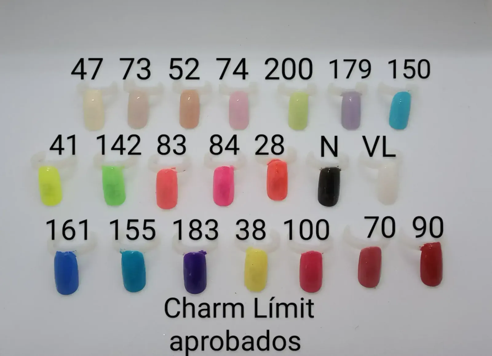 Esmaltes Charm Límit homologado  2