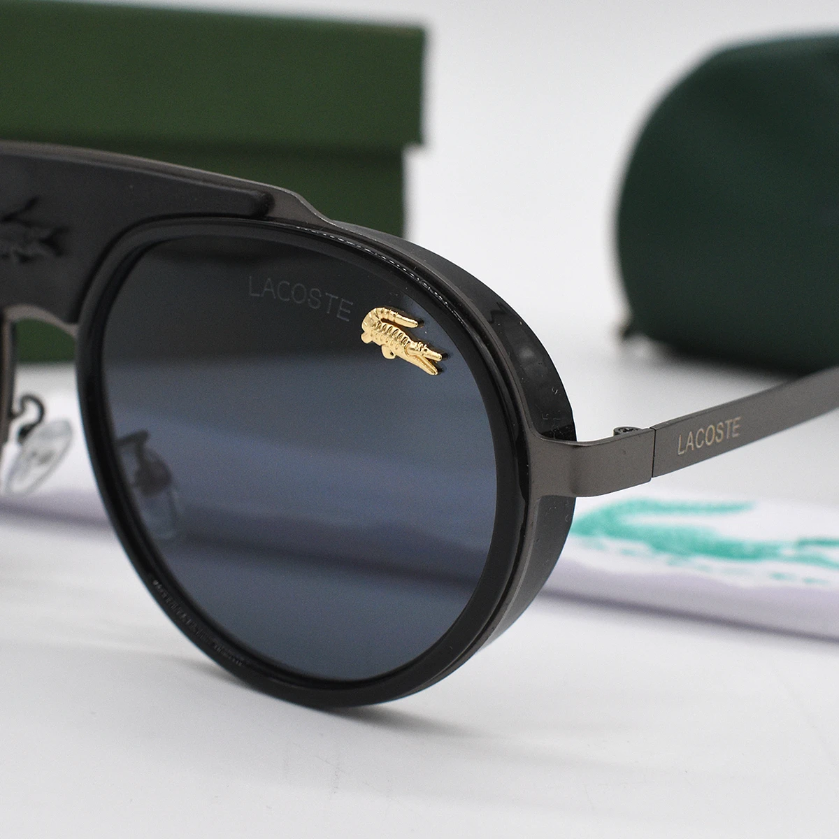 Gafas de sol Lacoste 4