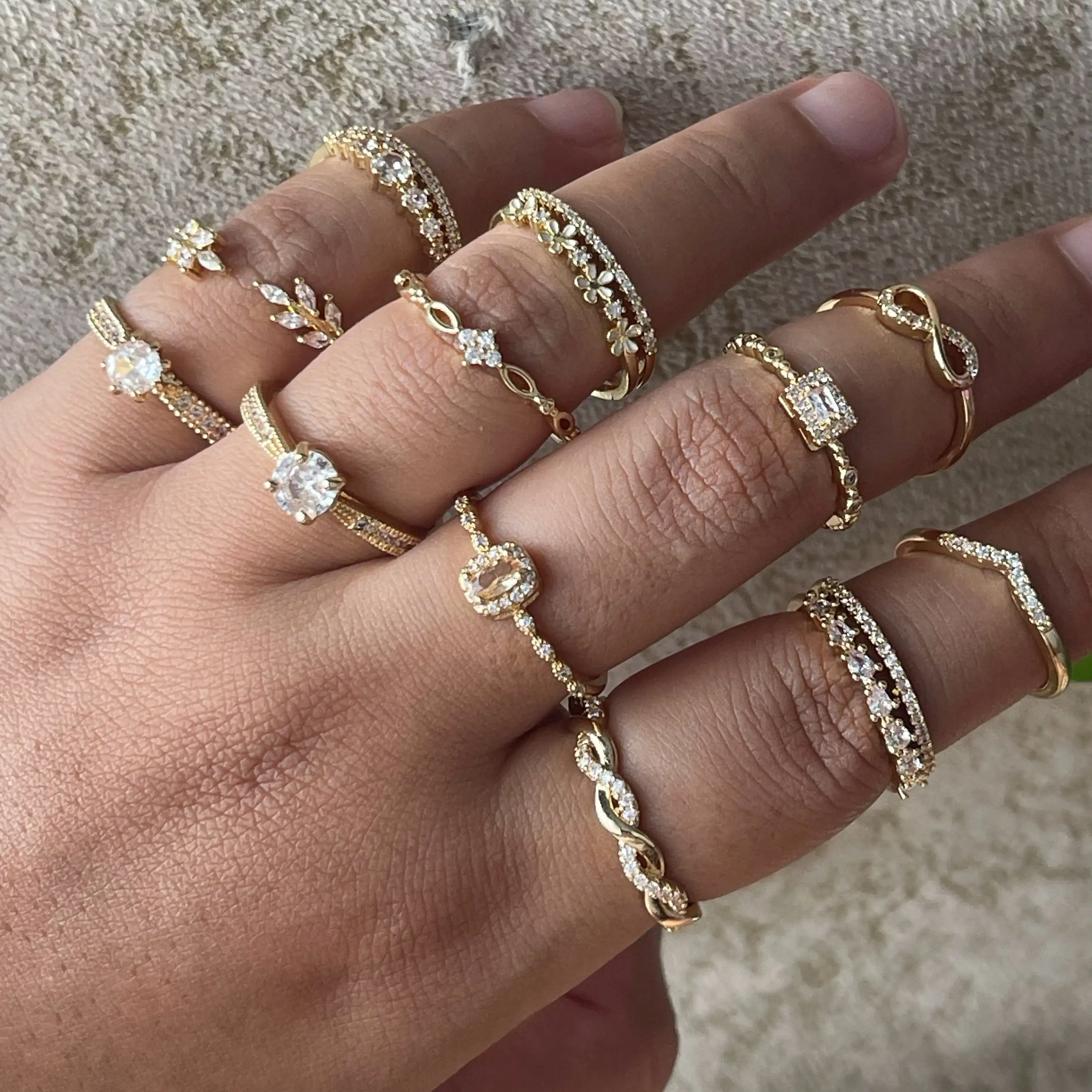 ANILLOS DELICADOS