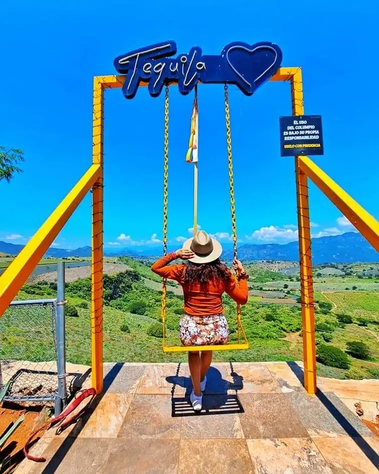 TEQUILA, COLUMPIO EXPREMO, MIRADOR DE CRISTAL Y CANTARITOS EL GÜERO 