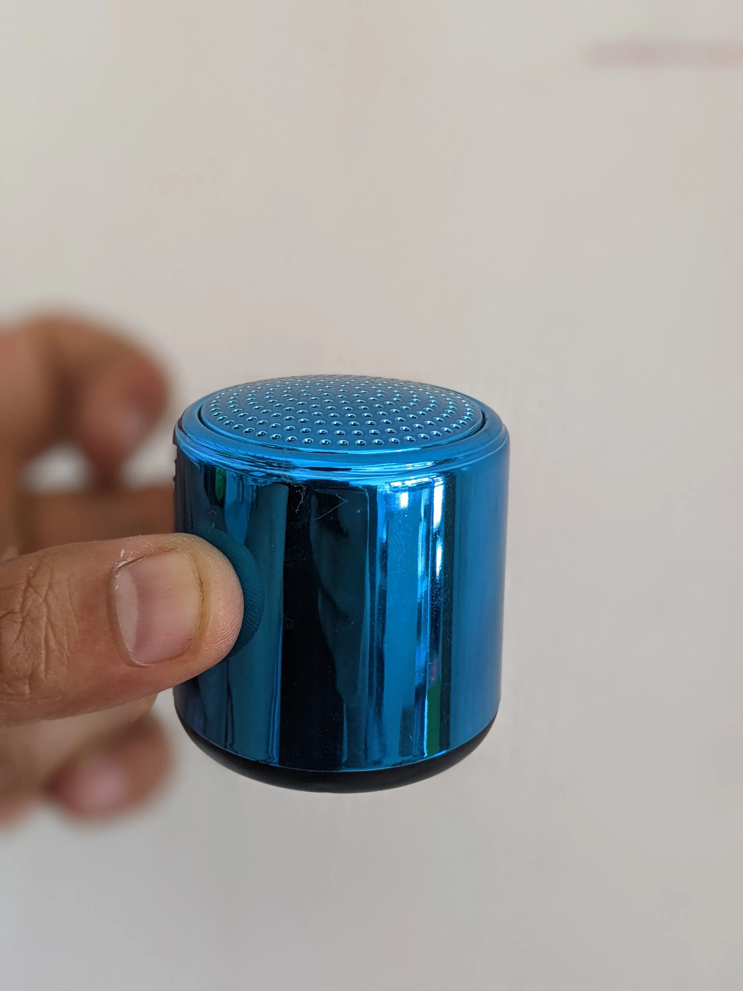 Bocina mini metalica🔉🔊 3