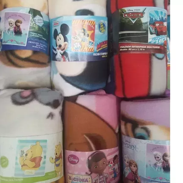 Combo para bebé pañalera,mordedera, chupón y frasada 4
