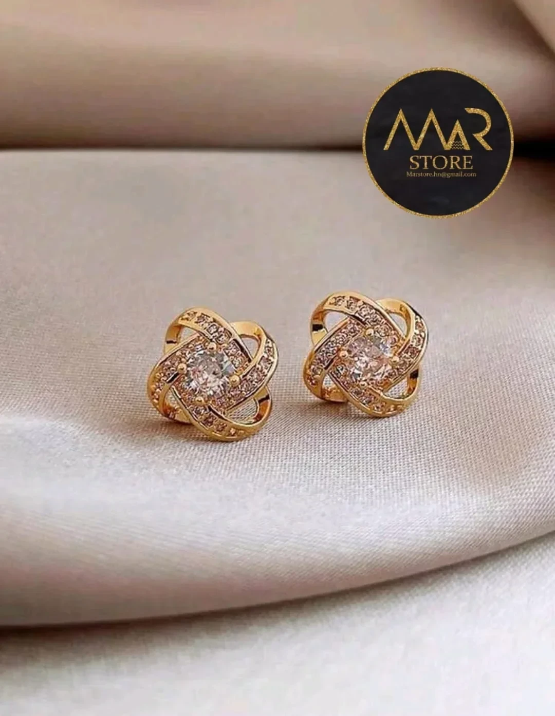Pendientes de tachuela en aleación y zirconia 