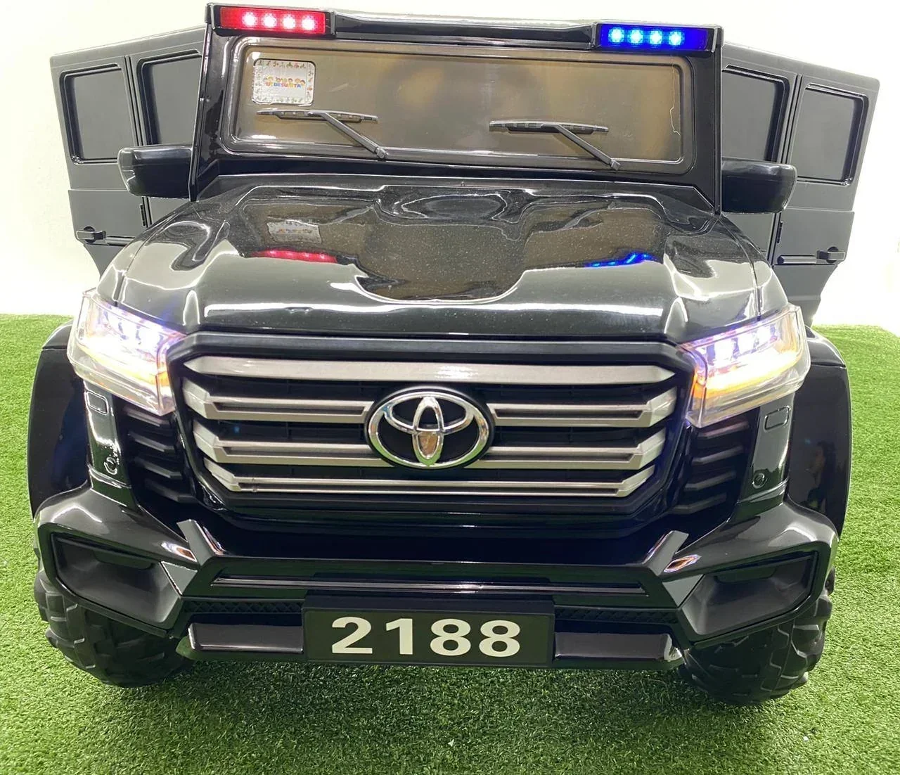 Camioneta Montable  Niño Niña Toyota  1 a 5 Años 10