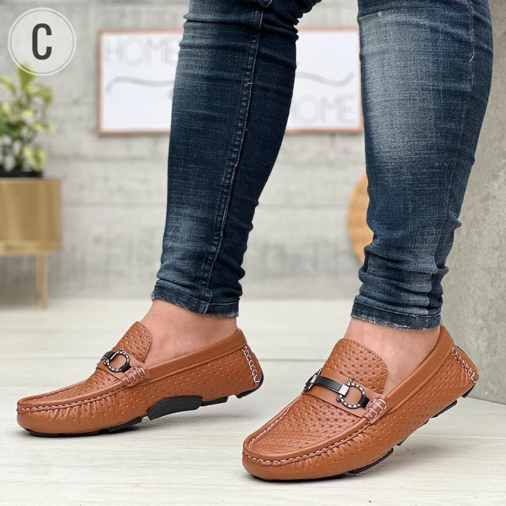 ZAPATOS CASUALES FERRAGAMO 100% Cuero (Colombiano)
