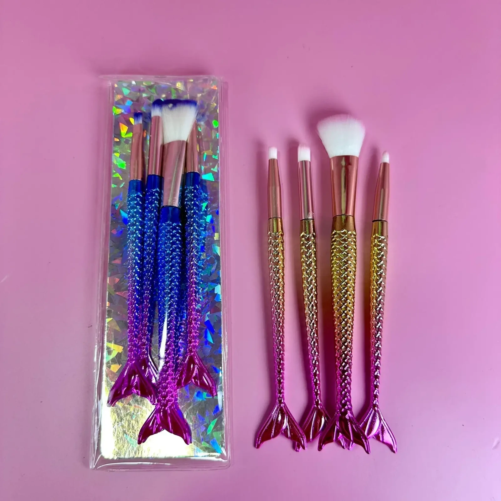 SET BROCHAS COLA SIRENA  2