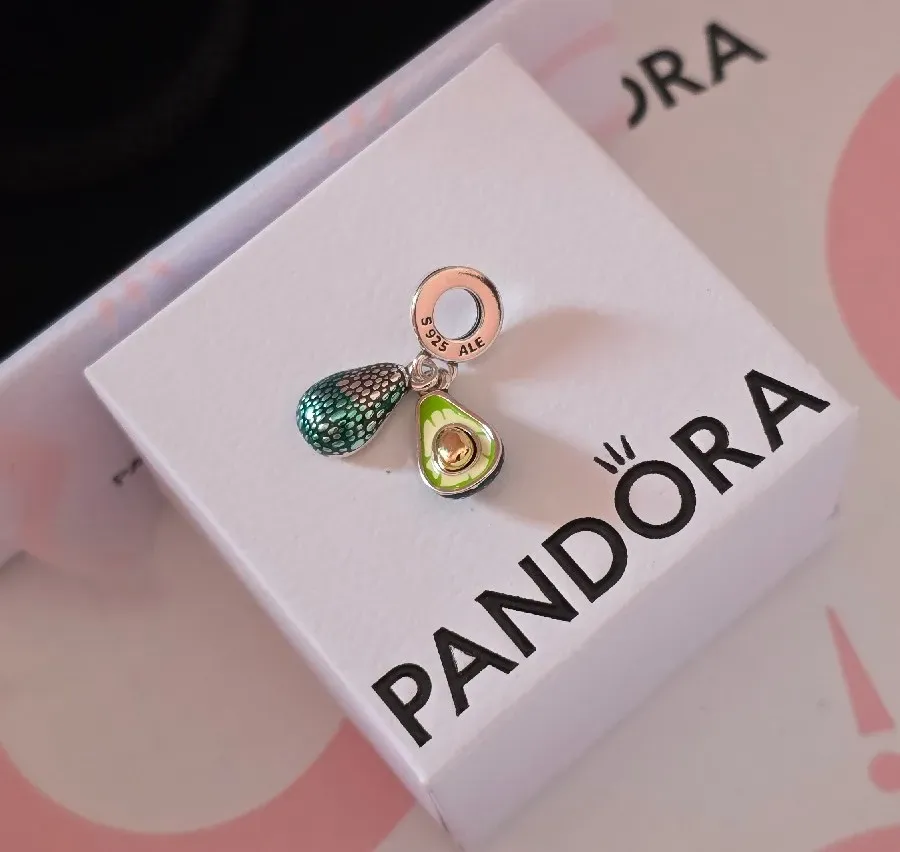Pandora charm Aguacate