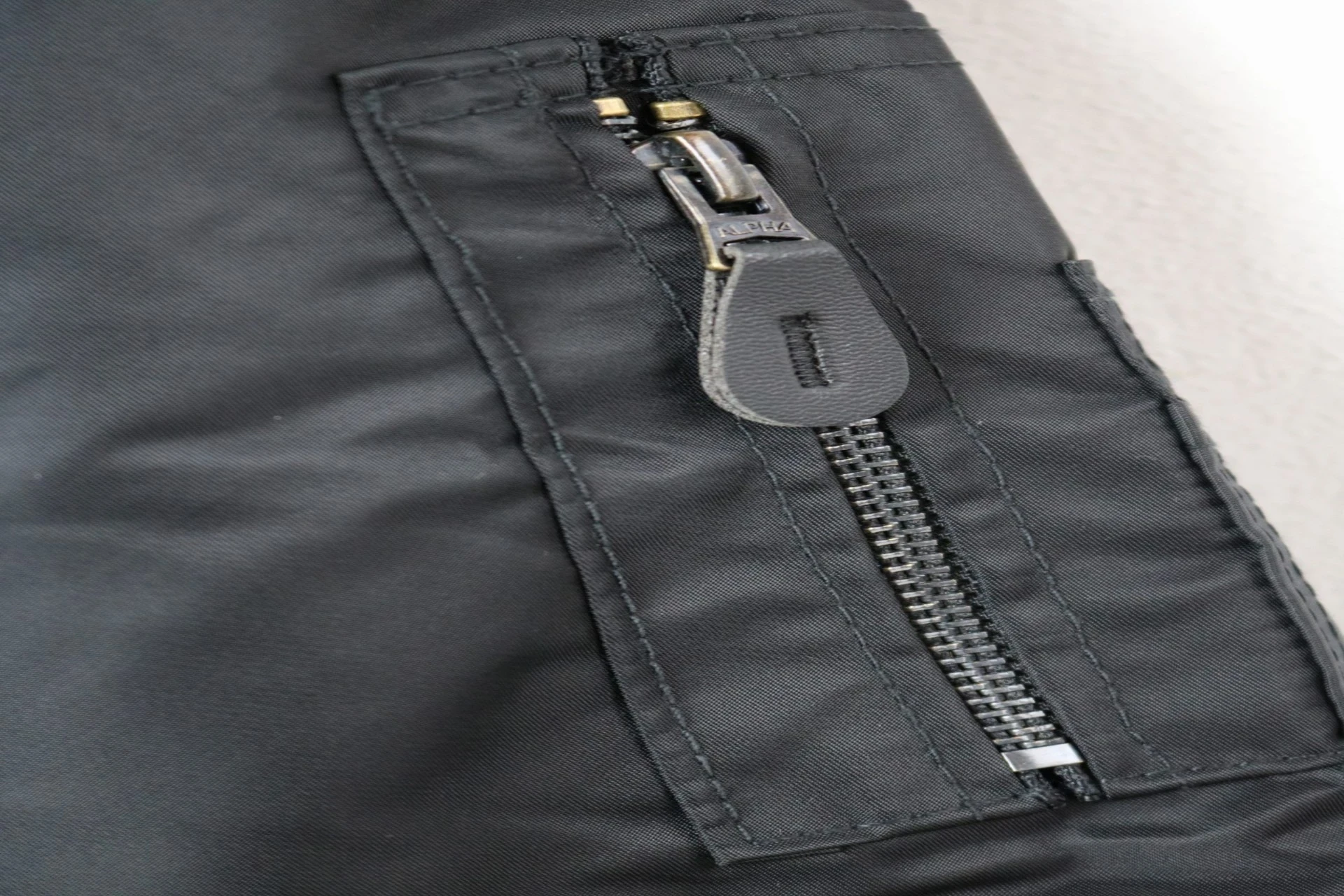 Bomber ALPHA Negra S 3