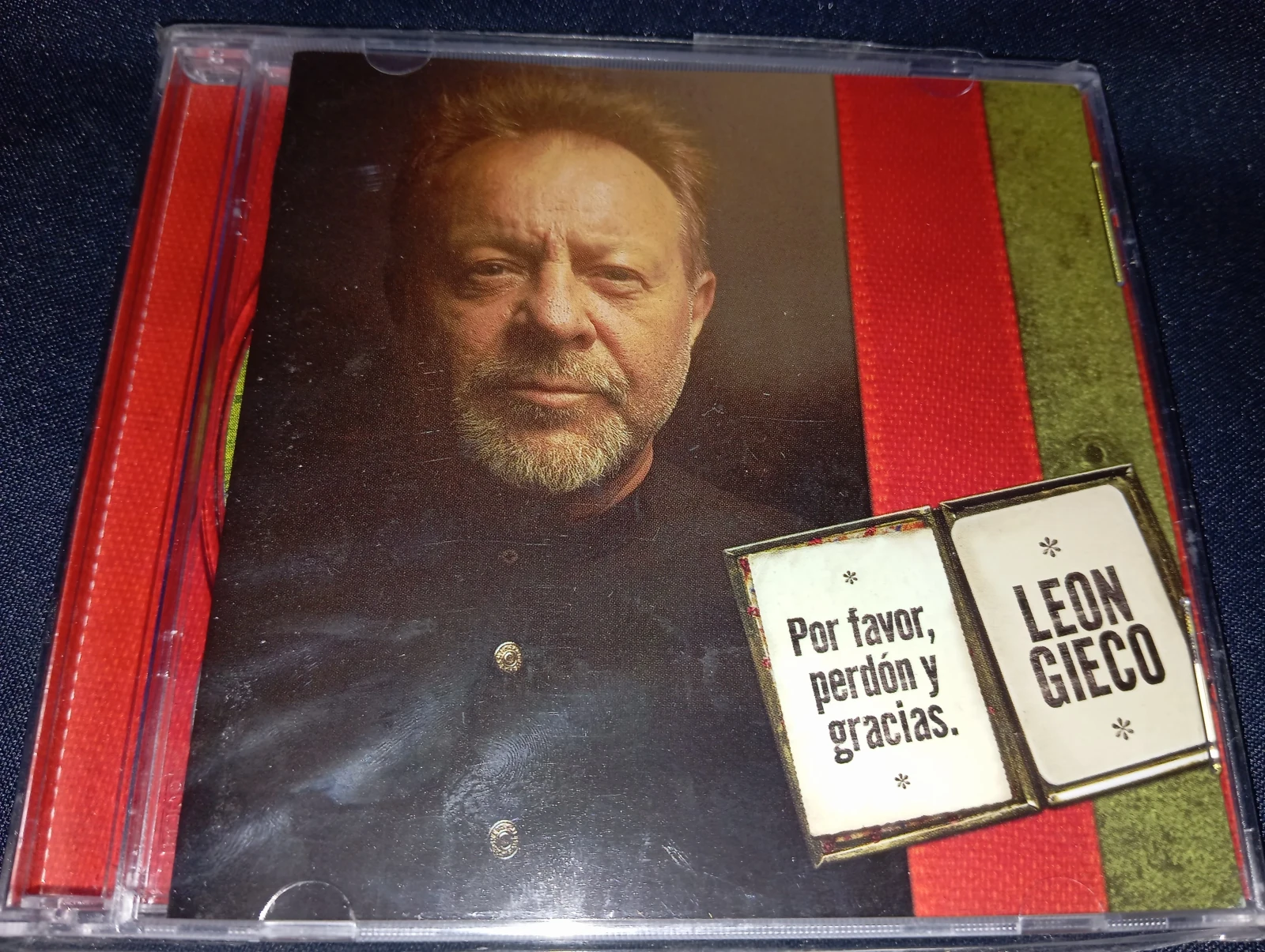 Leon Gieco - Porfavor Perdon Y Gracias (ARGENTINA)