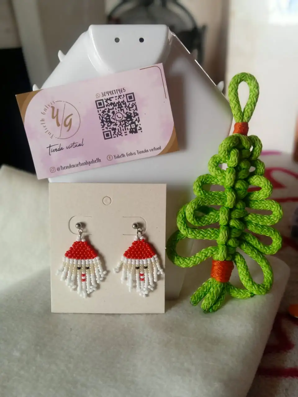 Aretes Barba Santa