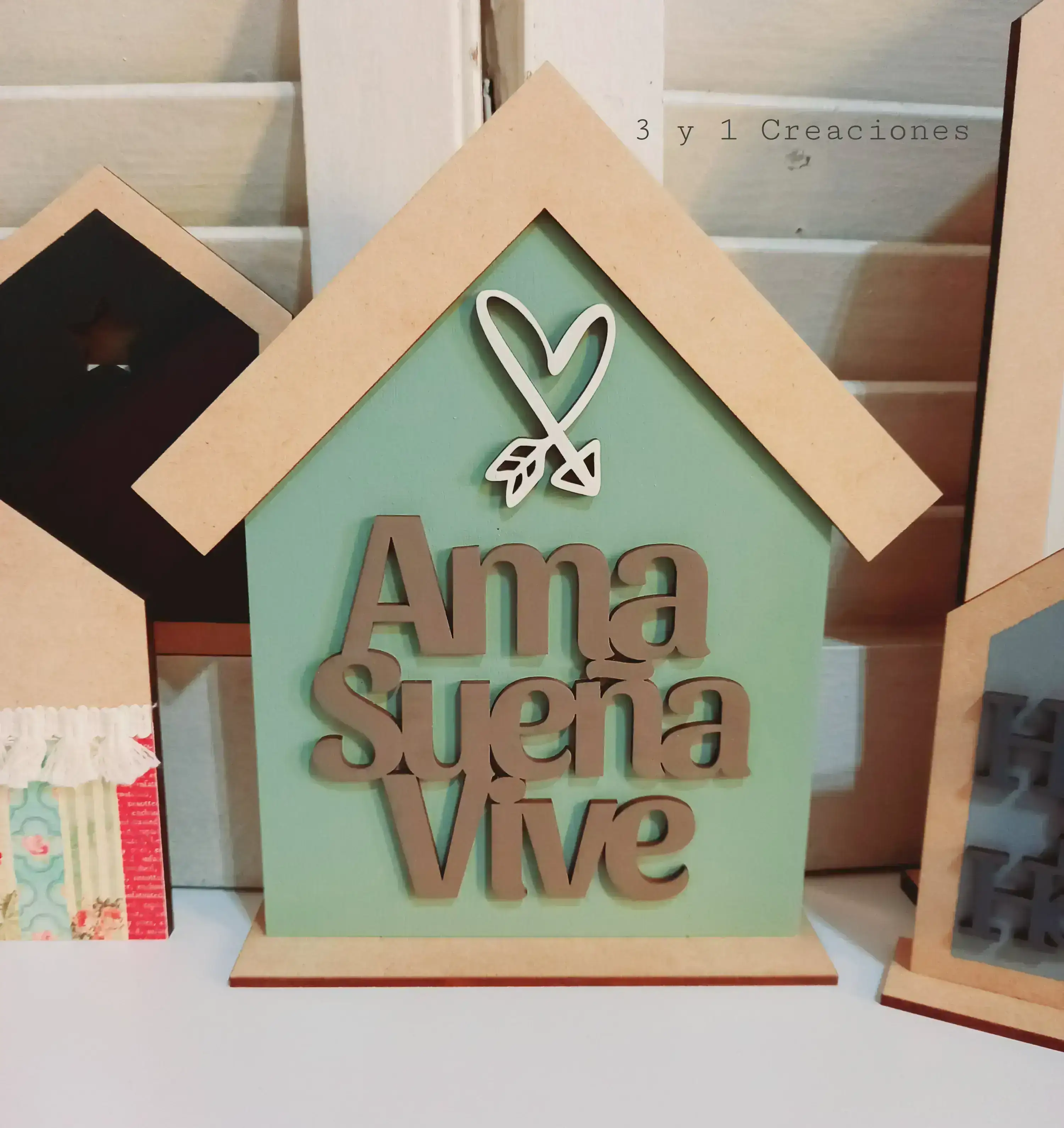 Casita con base AMA SUEÑA VIVE