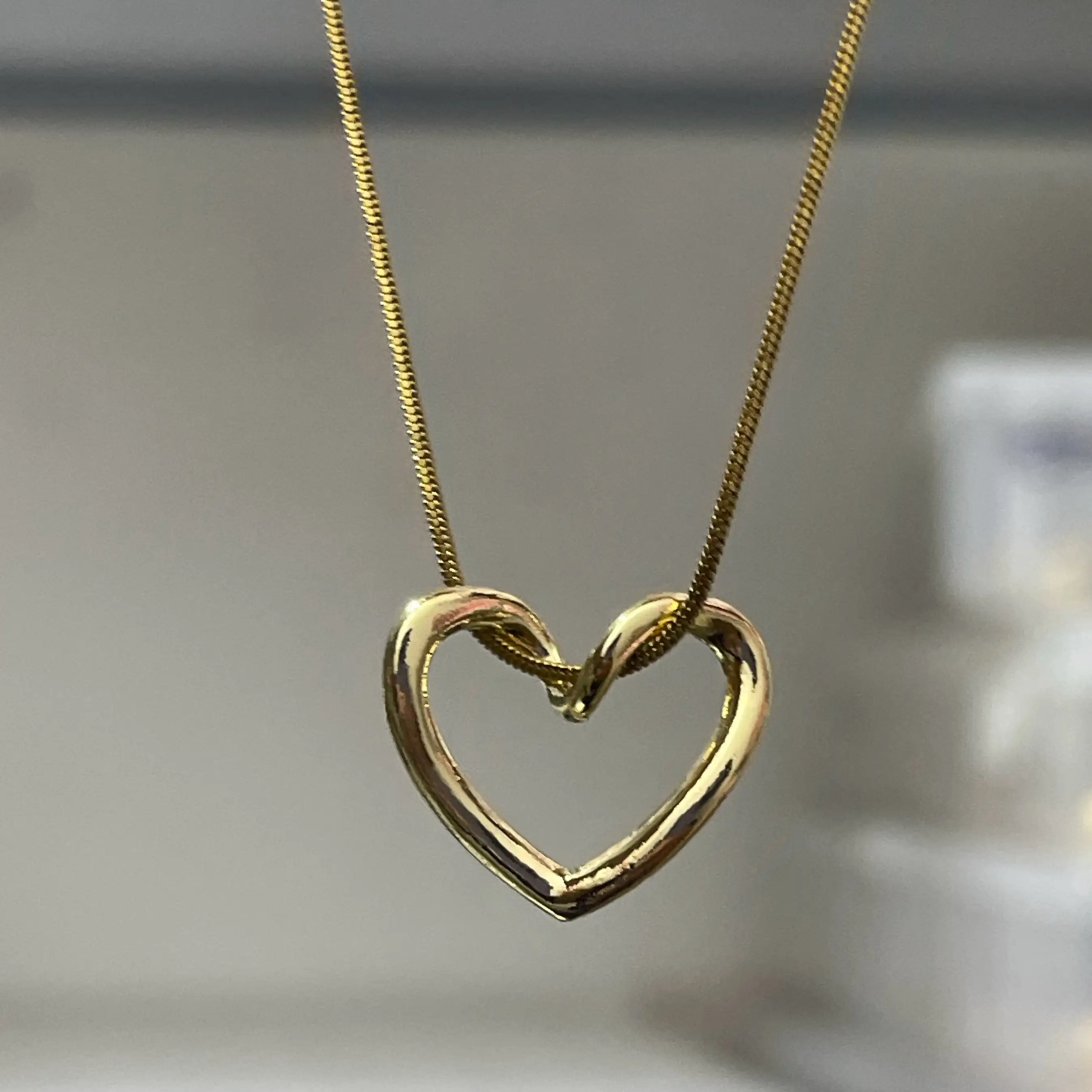 CADENA SILUETA DE AMOR