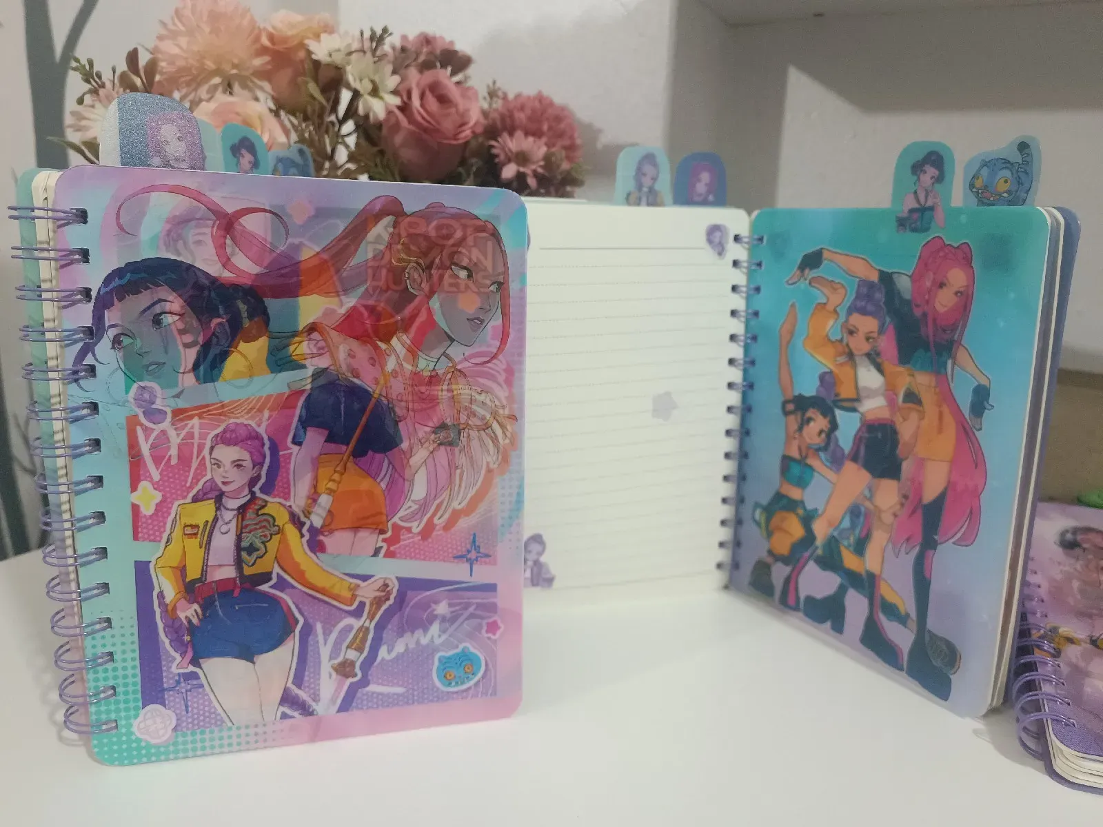 Cuaderno Holográfico Huntrix. Kpop Demon Hunters 3