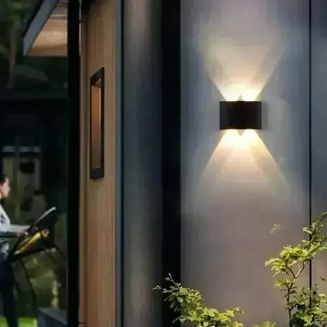 APLIQUE PARED LED DECO NEGRO IP65 PC 4L 4X2W 3000K 2