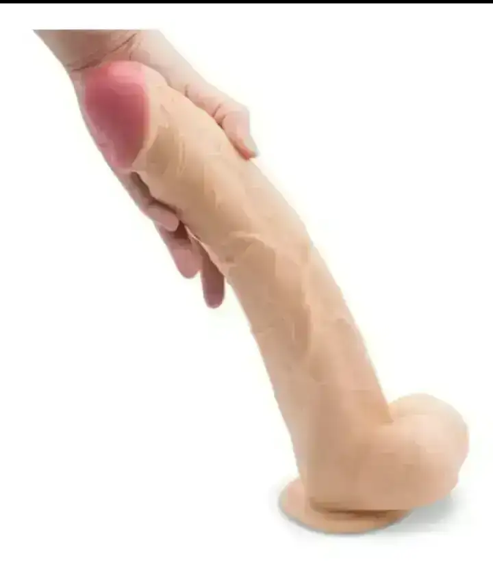 Dildo Coloso Realista 34.5 x 6 Cms
