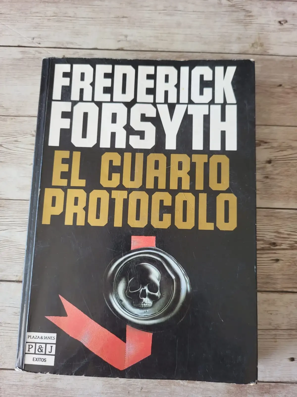 El cuarto protocolo / Frederick Forsyth / Espionaje / Guerra / Thriller