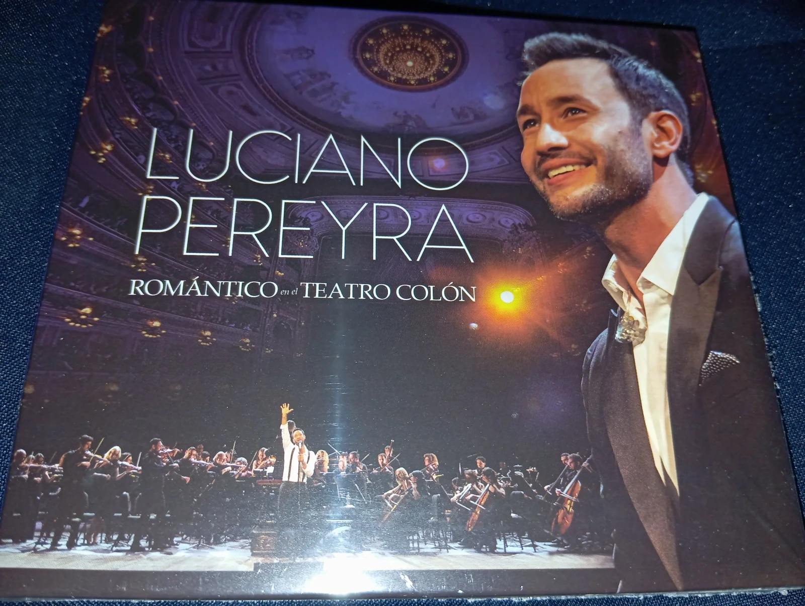 Luciano Pereyra - Romanticos En El Teatro Colon (CD+DVD)(ARGENTINA)