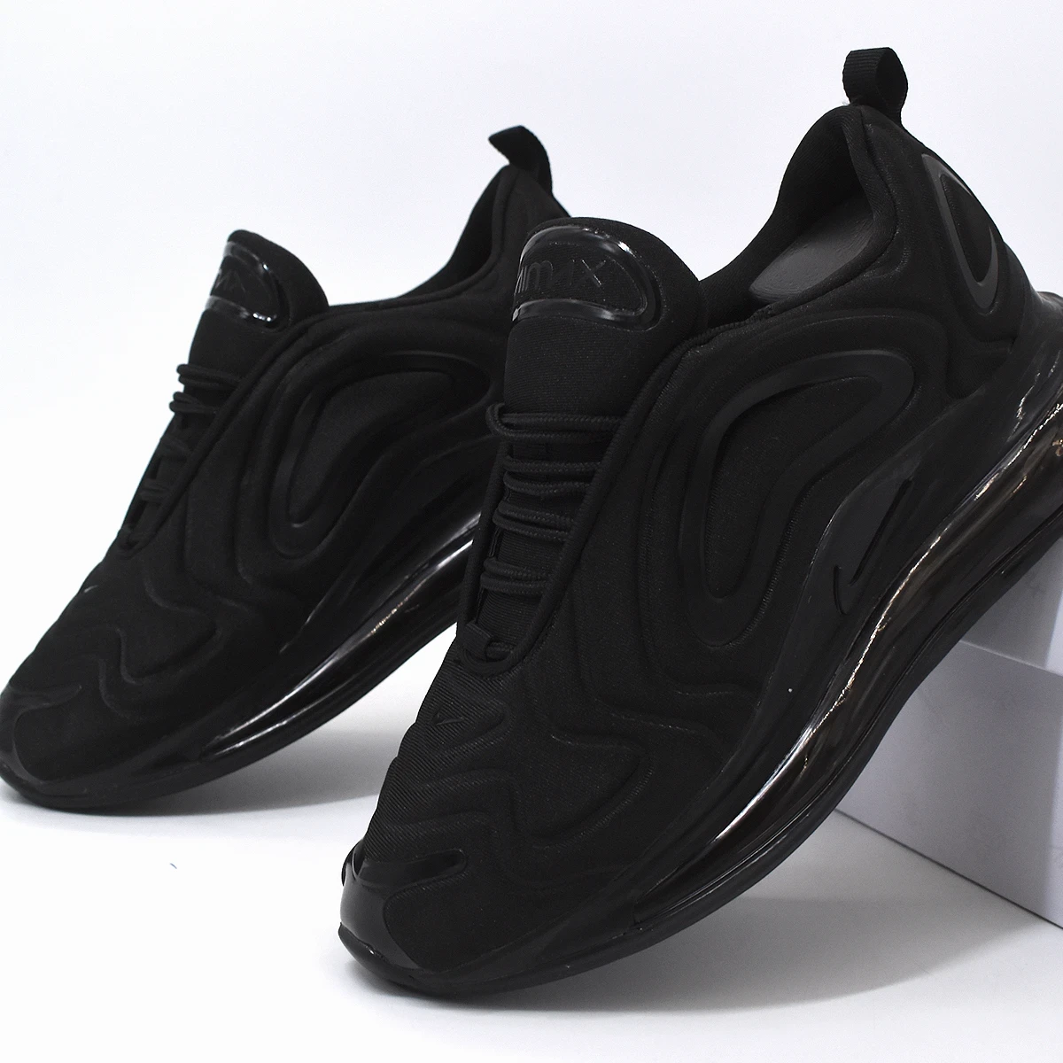 Tenis NIKE 720 5