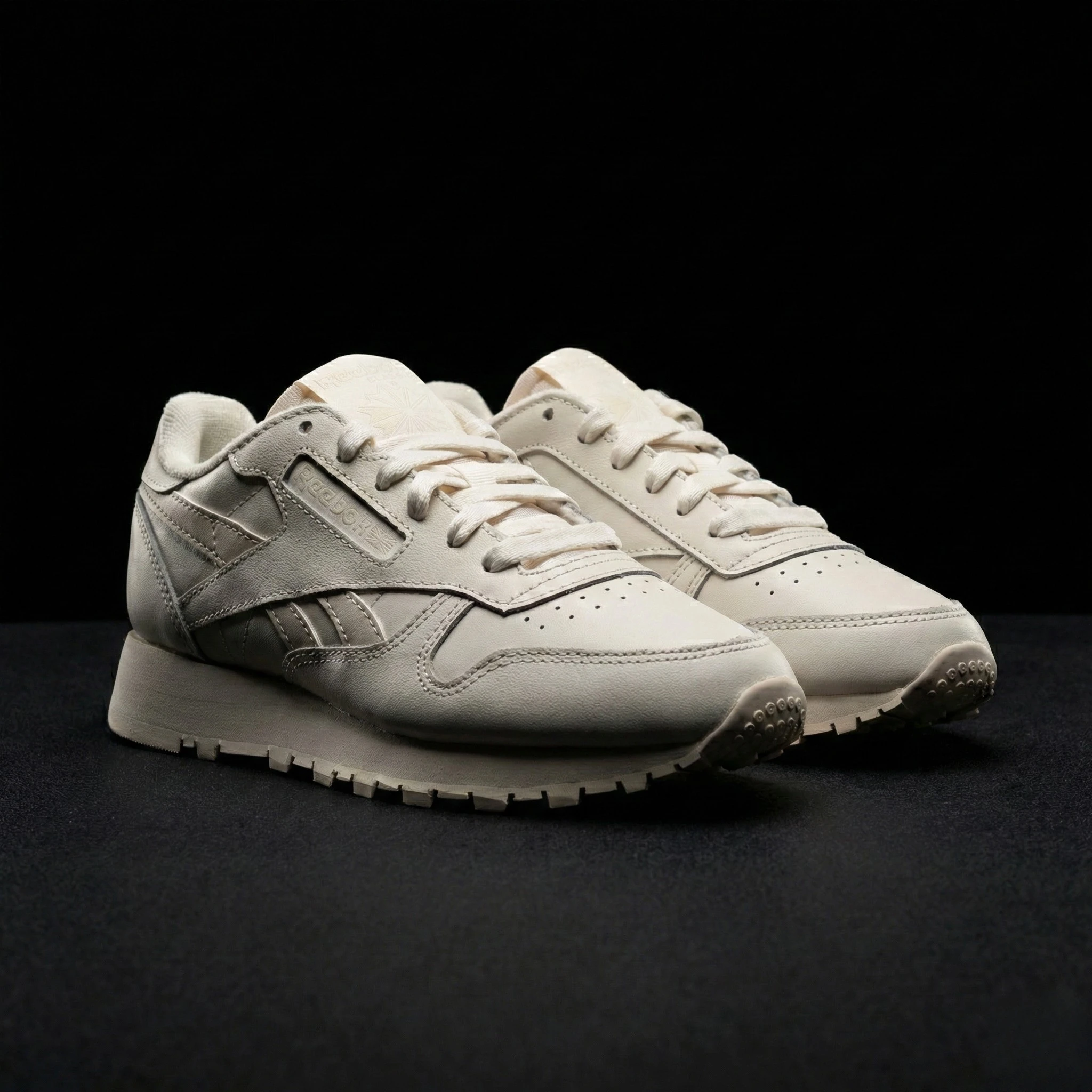 TENIS REEBOK CLASSIC LEATHER UNISEX