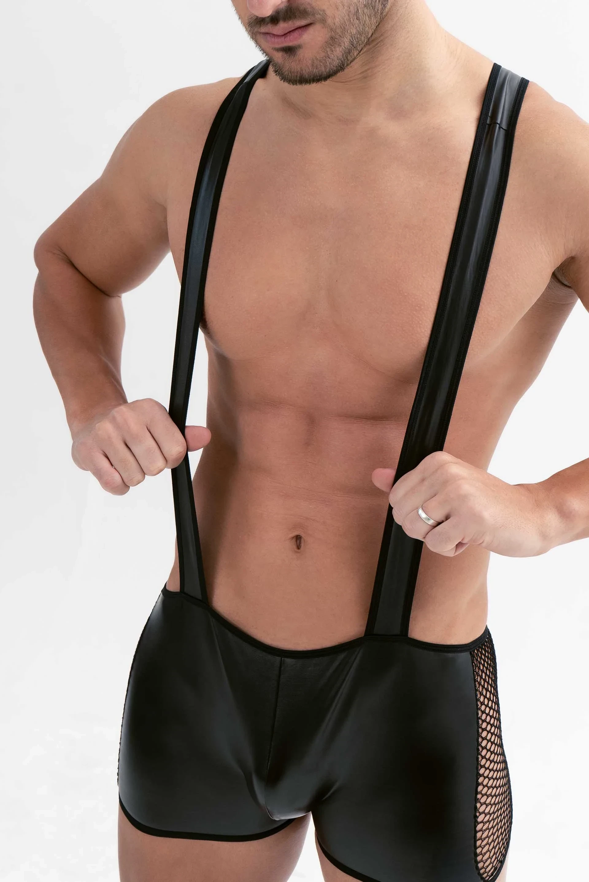 BODY ENGOMADO CON TIRADORES 3