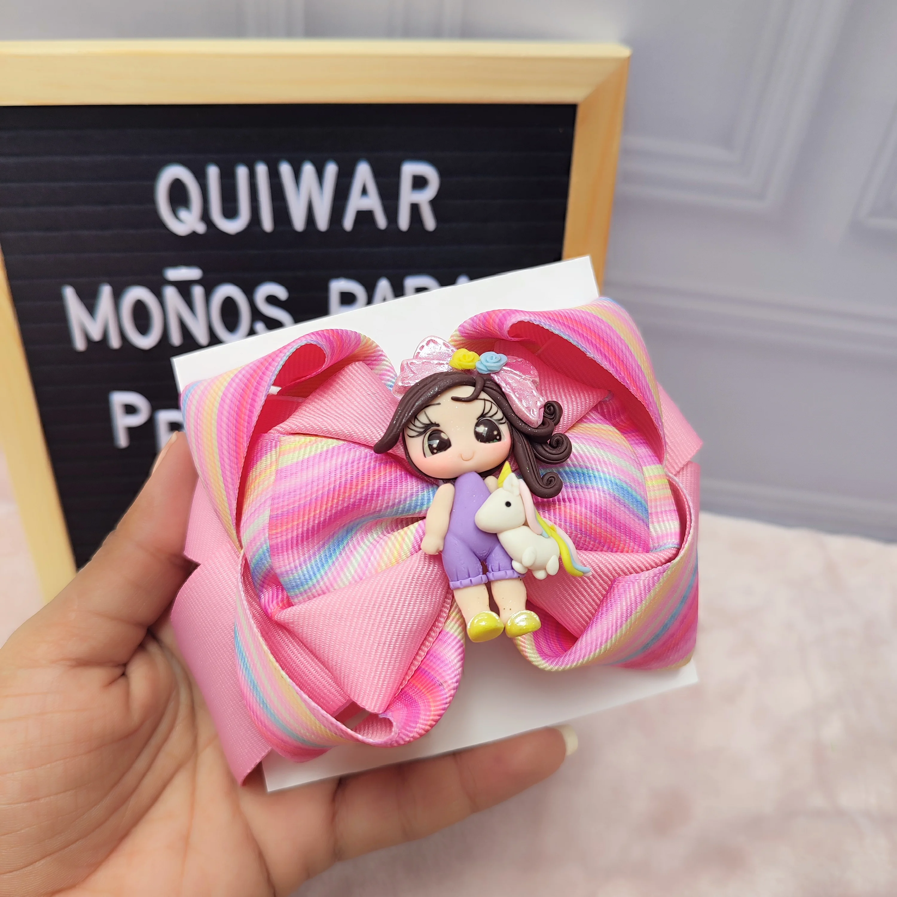 Lazo Rosado Multicolor con Aplique Niña Unicornio